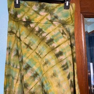 Tie dye LulaRoe Azure skirt